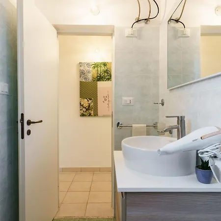 Olympus-haus By Interhome Appartamento Specchiolla